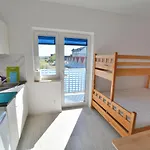 Sofia Z Lazienka I Aneksem Kuchennym Guest house 4*