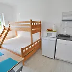 Sofia Z Lazienka I Aneksem Kuchennym Guest house 4*