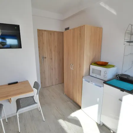 Maison d'hôtes Sofia Z Lazienka I Aneksem Kuchennym Jarosławiec